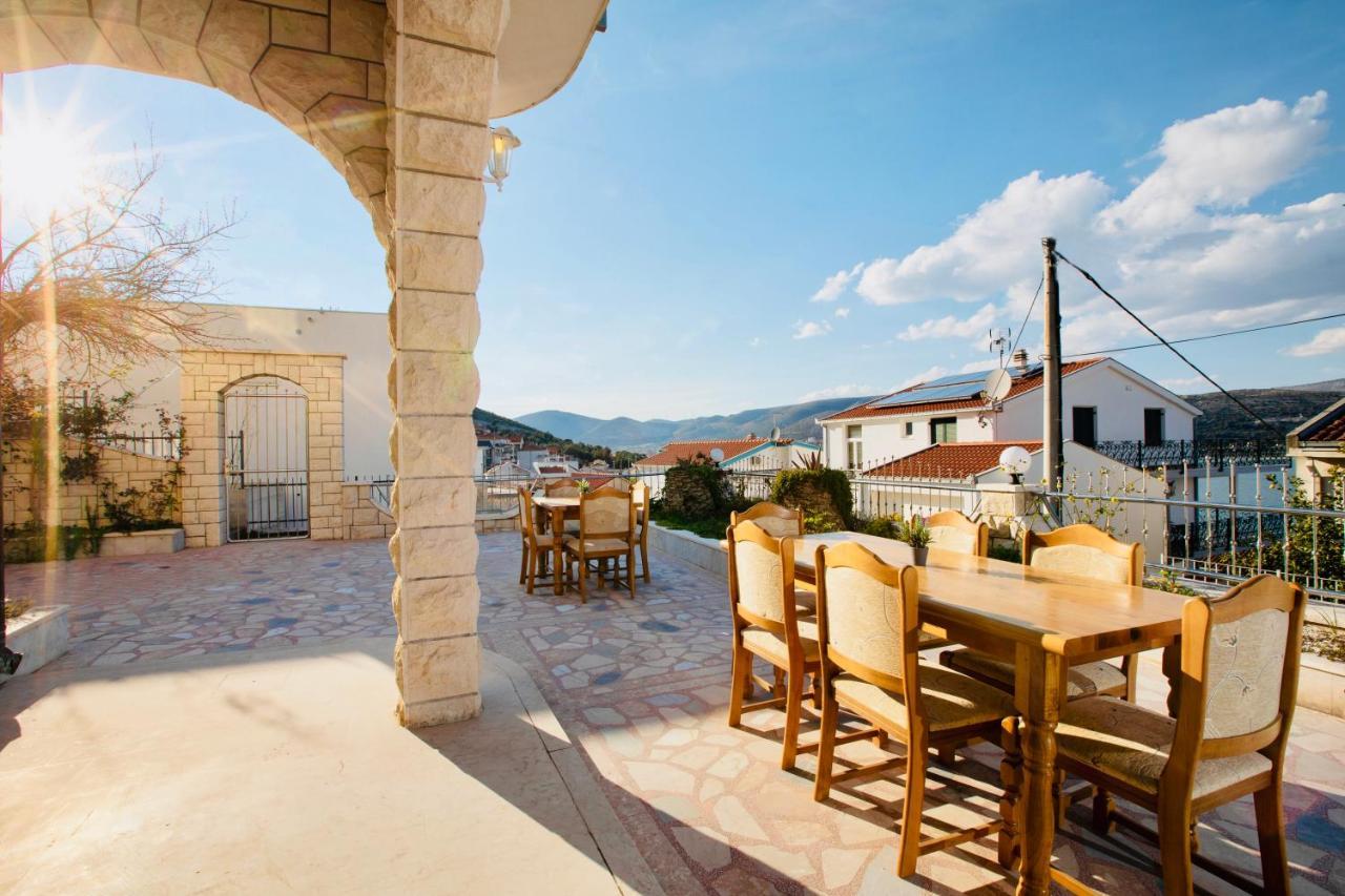 Hotel Buenavista Beach House Trogir Mastrinka Exteriör bild