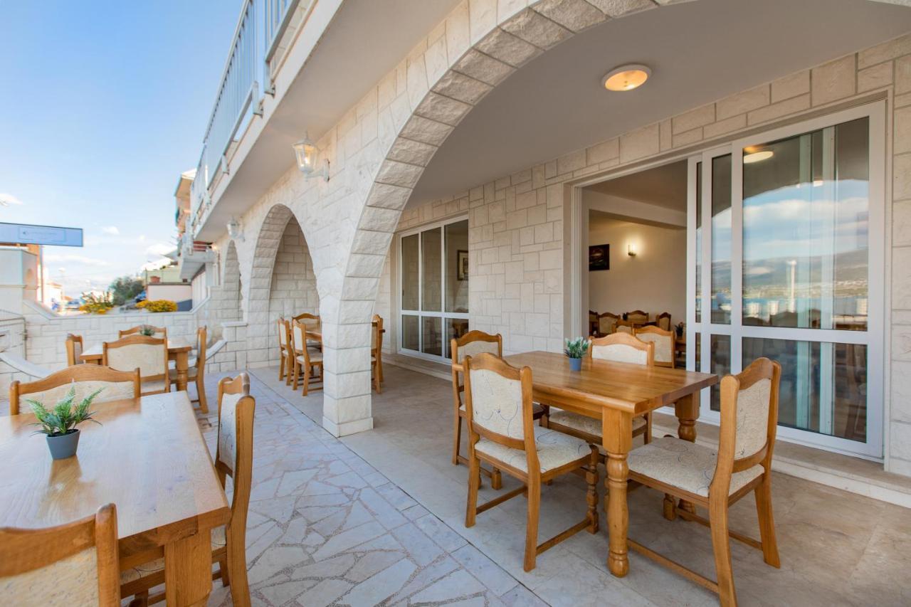 Hotel Buenavista Beach House Trogir Mastrinka Exteriör bild