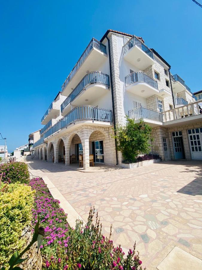 Hotel Buenavista Beach House Trogir Mastrinka Exteriör bild