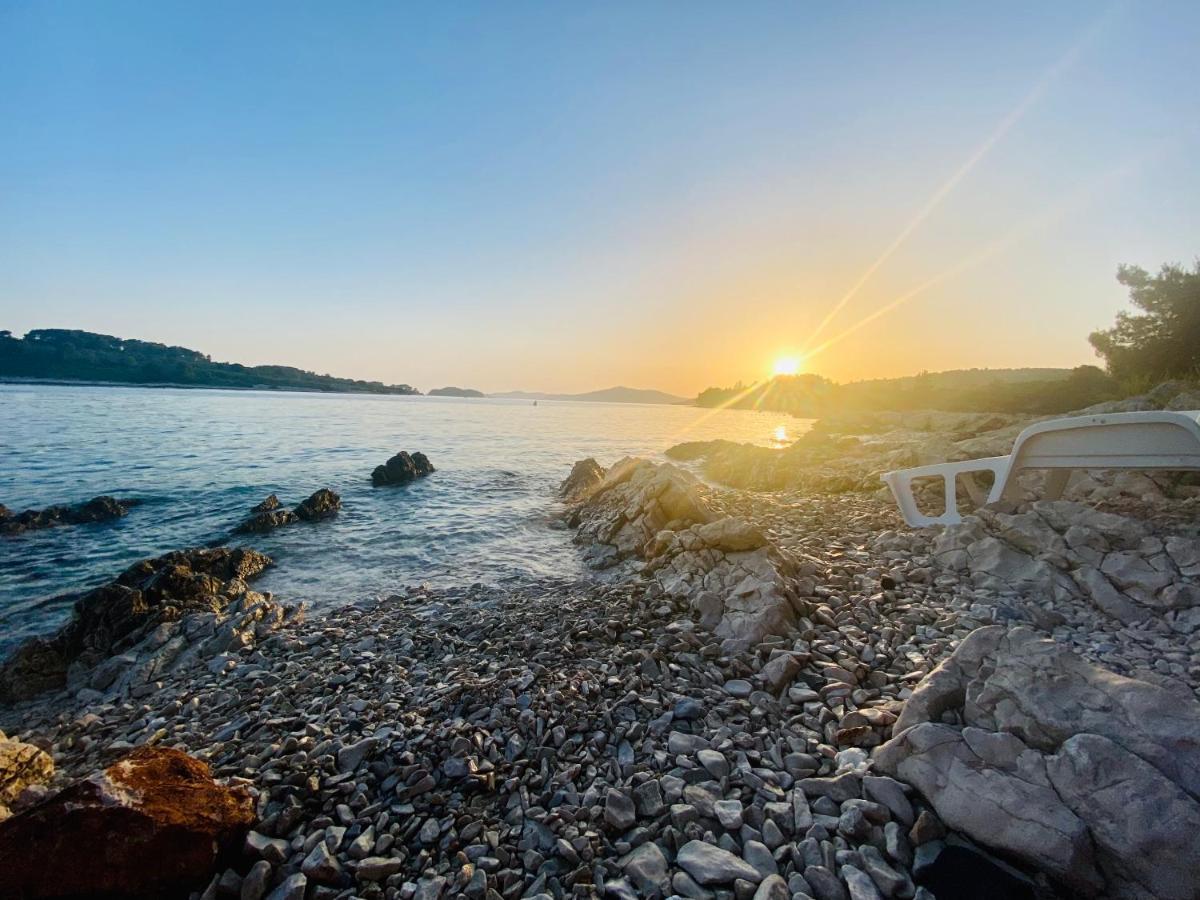 Hotel Buenavista Beach House Trogir Mastrinka Exteriör bild
